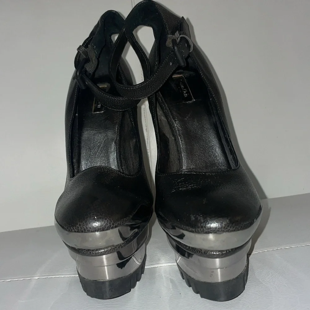 Vintage runway Calvin Klein Collection black leather heels metal platform 7.5